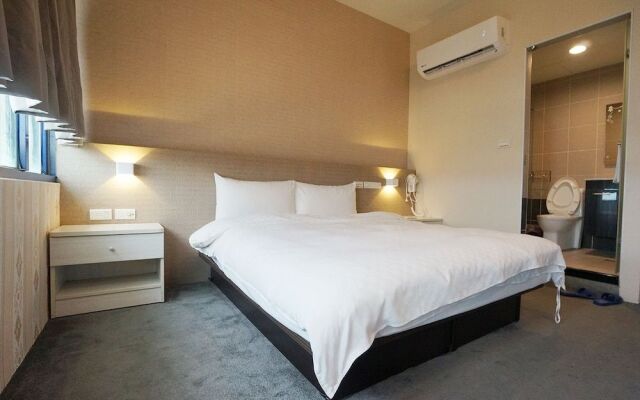 Win Inn Chiayi Hotel