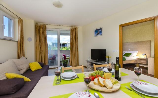 Apartments Glavan