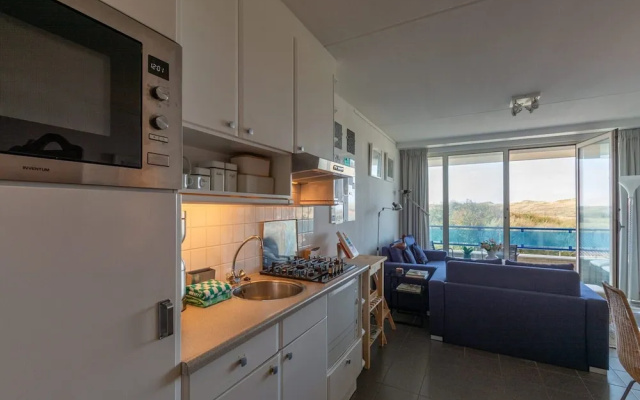 Apartment With Kitchen