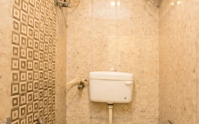 Amana Suites By OYO Rooms