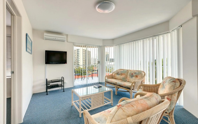 Bayviews & Harbourview Holiday Apartments