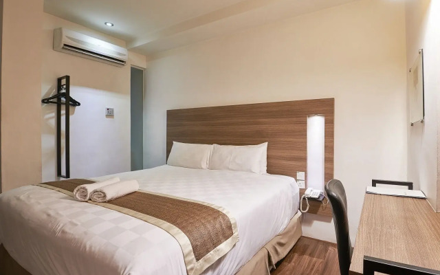 The Leverage Business Hotel Mergong