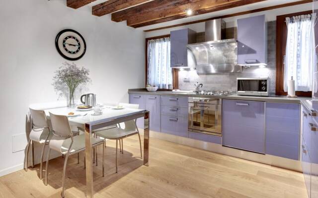 Ca' Patrizia Apartment in Venice