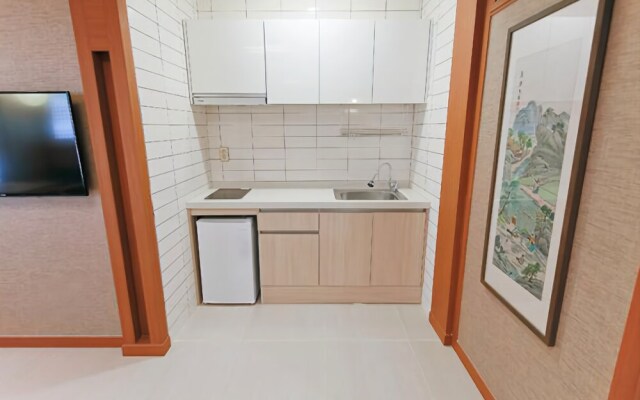 Pocheon CHW Hanok Pension