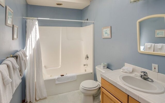 Oceanview Manor 6 Bedroom Home