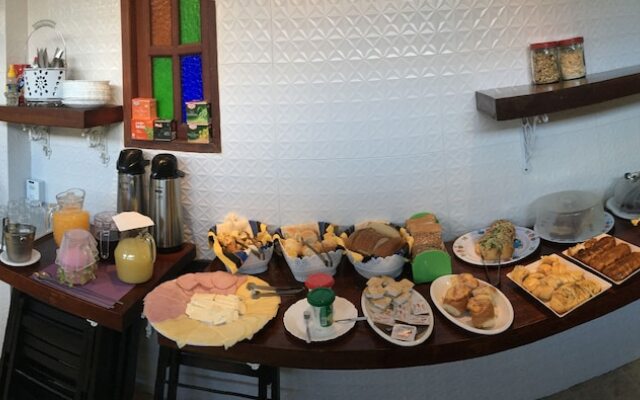 Pousada Bougainville Suites