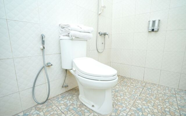 OYO 1239 Mojokerto Classic Residence