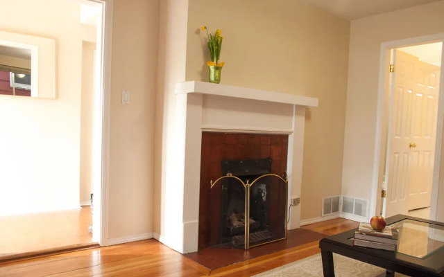 Charming 2Br in Kitsilano by Sonder