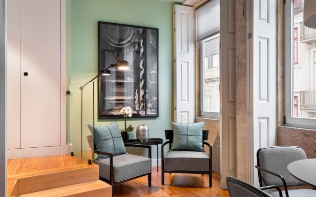 ALTIDO Bright Self Check-In Studio in Porto