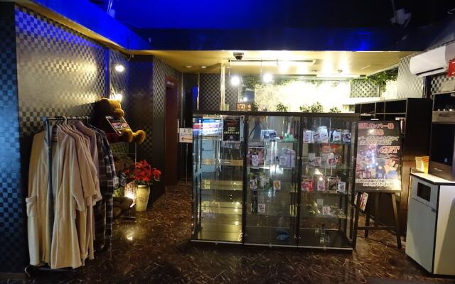 Hotel Tiger & Dragon (Adult Only)