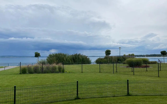 ROYAL AQUAMARINE - lakeside luxury flat at Balaton