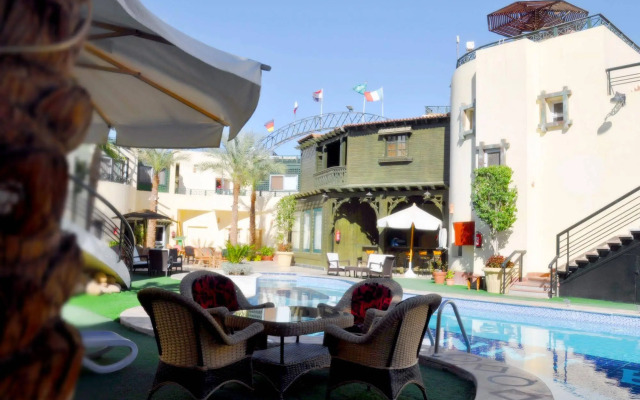 Naama Inn