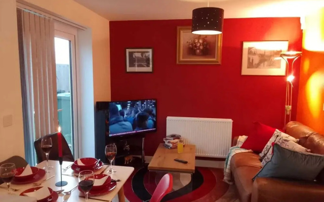 Ideal Home & Cottage,inviting 4 Bedroom Apartments