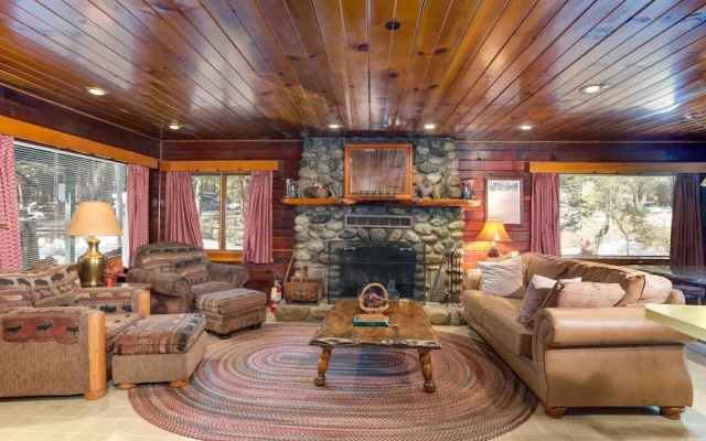 Hansen Cabin