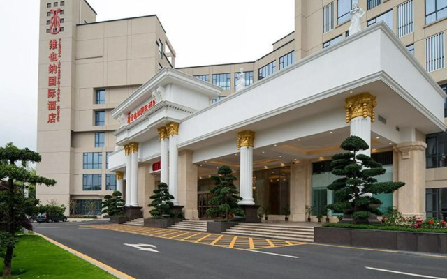 Auden  International  Hotel