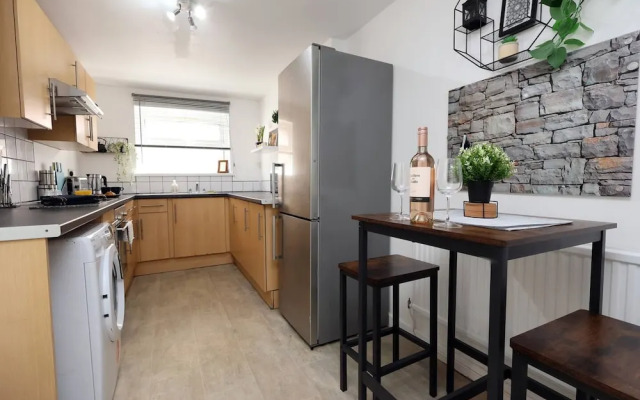 Central Escape Central Cardiff Free Parking