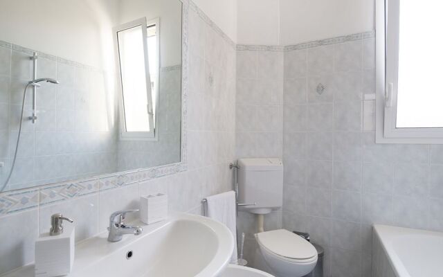 Green Street Apartment