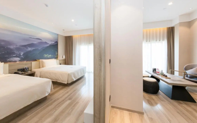 Atour Hotel (Chongqing Hongyadong Riverside)