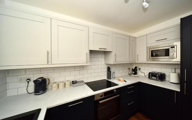 Pinfold Suite - Chester Road Apartments by Premier Serviced Accommodation