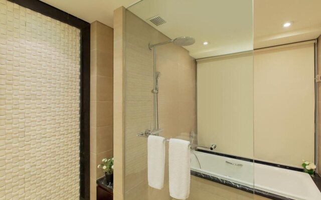 Oakwood Residence Funder Cheng