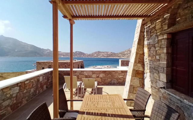 Aqua Petra Hotel