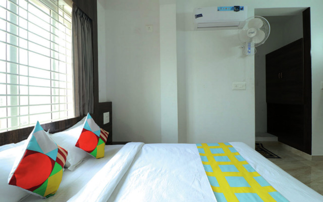 iROOMZ S Silver Suites