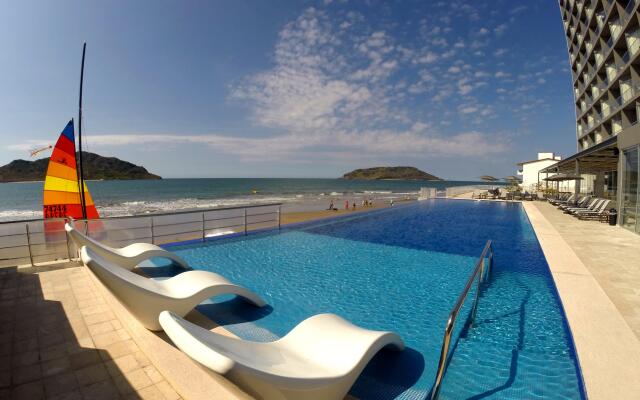 Holiday Inn Resort Mazatlan, an IHG Hotel