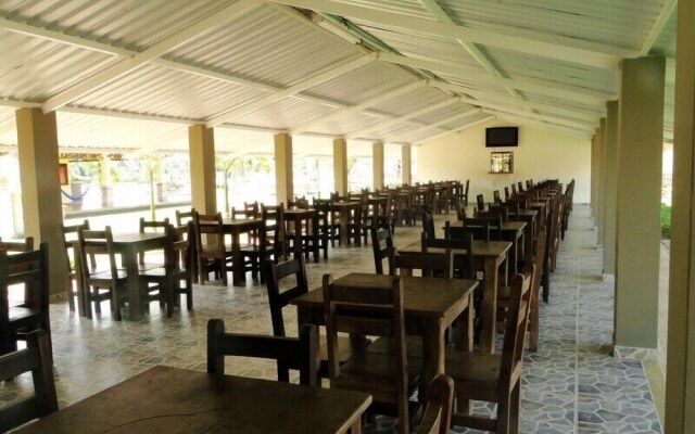 Hotel Campestre Los Chiguiros