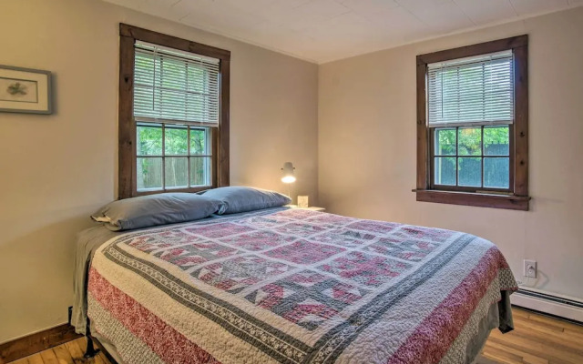 South Yarmouth Cottage ~ Half Mi to Beaches!