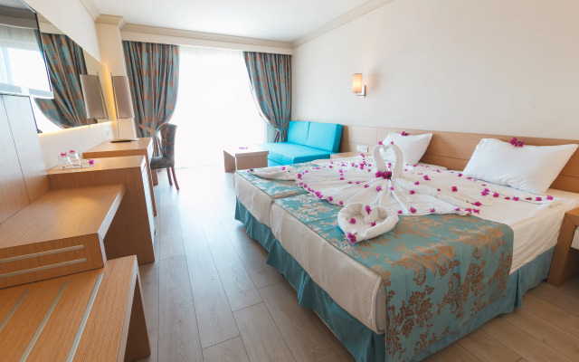 L'Oceanica Beach Resort Hotel All Inclusive