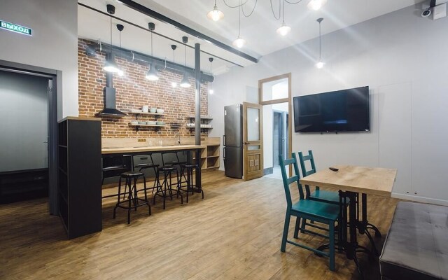 SupeRGood Hostel