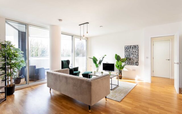 Modern Chiswick Apartment