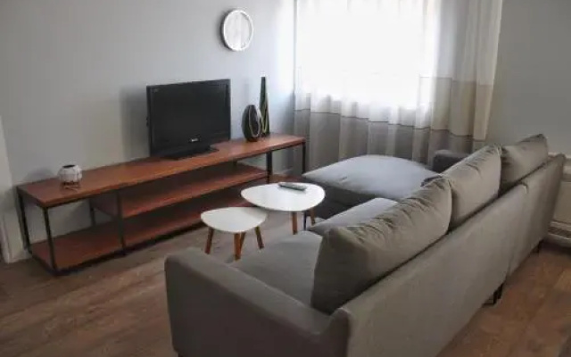 Apt 16-Tirana Very Central Apartment