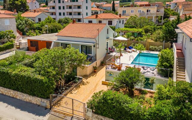 Josipa in Supetar with 2 bedrooms and 1 bathrooms