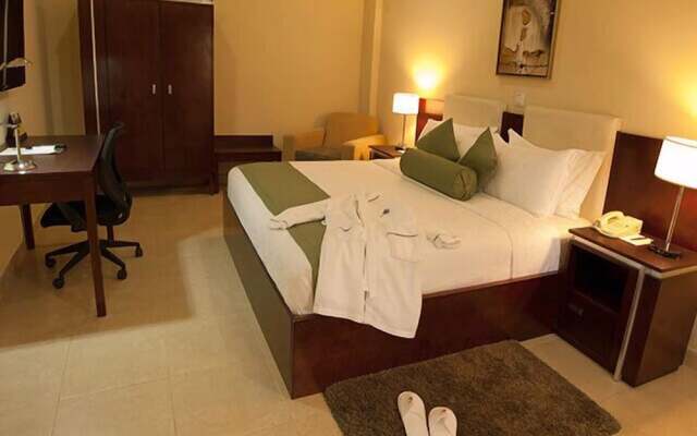Golden Bean Hotel
