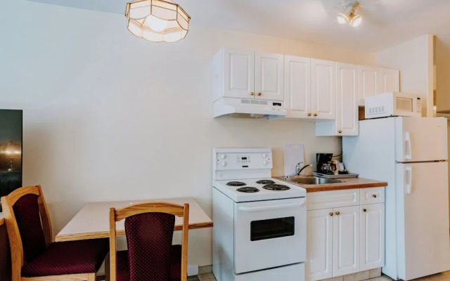 Western Budget Motel Plus Mosaic Suites