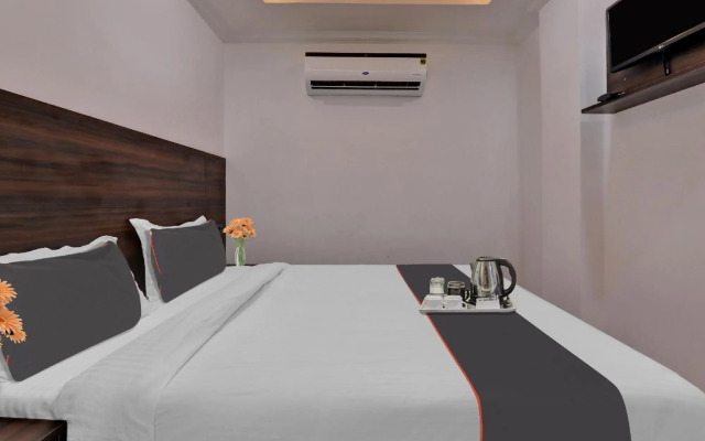 Flagship 92648 Hotel Jwala