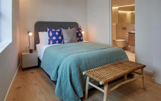 Xenia Signature Collection by Totalstay