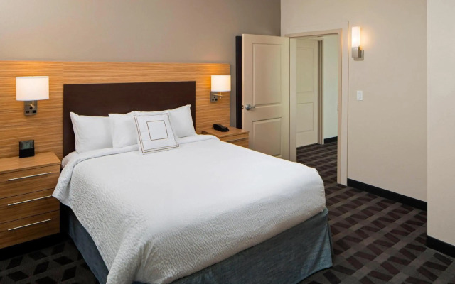 TownePlace Suites by Marriott Foley at OWA