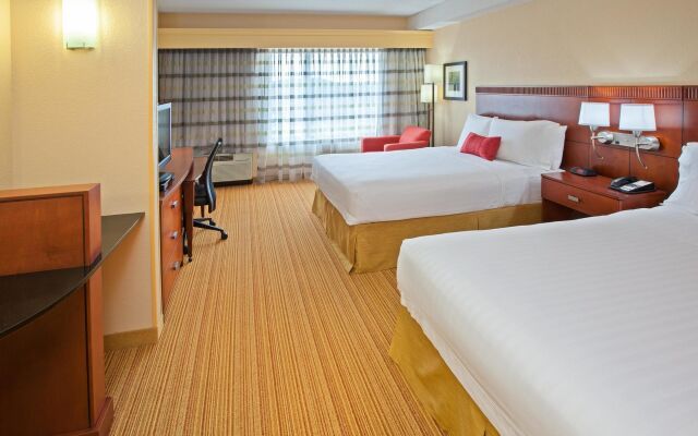 Courtyard by Marriott Louisville Northeast
