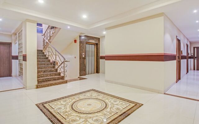 Fabhotel Arastu Plaza