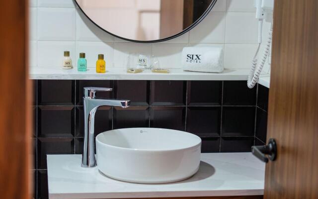 Six Hotel Guadalajara Degollado