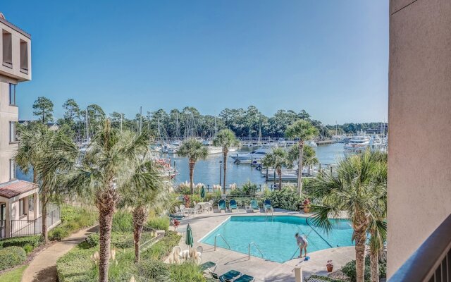 Yacht Club 7536 by Vtrips