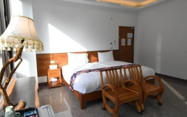 Sanyi Ju Xiang Minsu