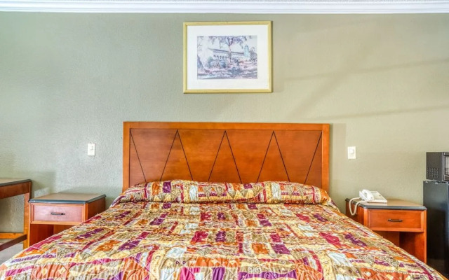 Heritage Inn