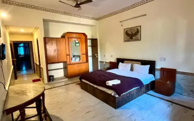New Peacock Resort
