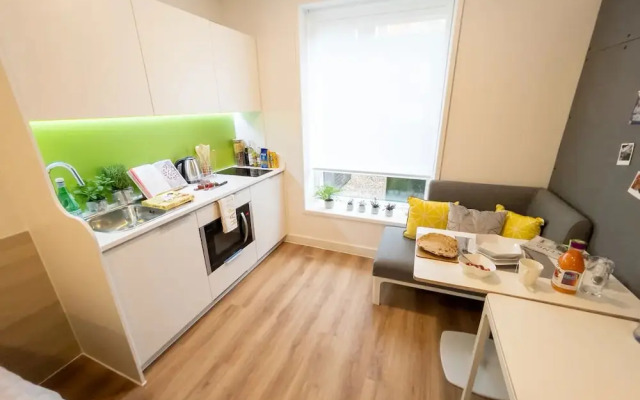 Student Only Riverside House