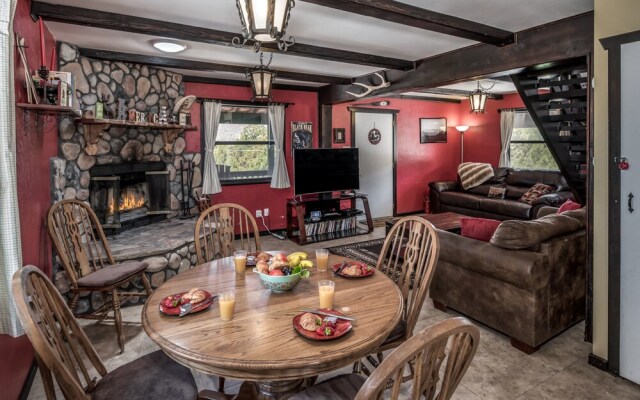 Ruidoso Three-bedroom