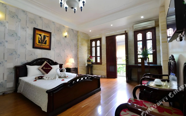 Little Diamond Hotel
