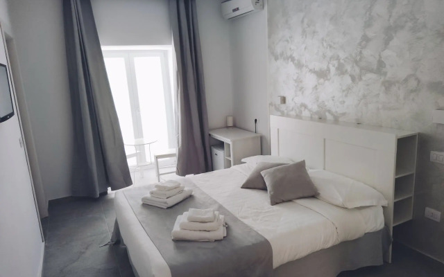 Hotiday Spaccanapoli Borbone